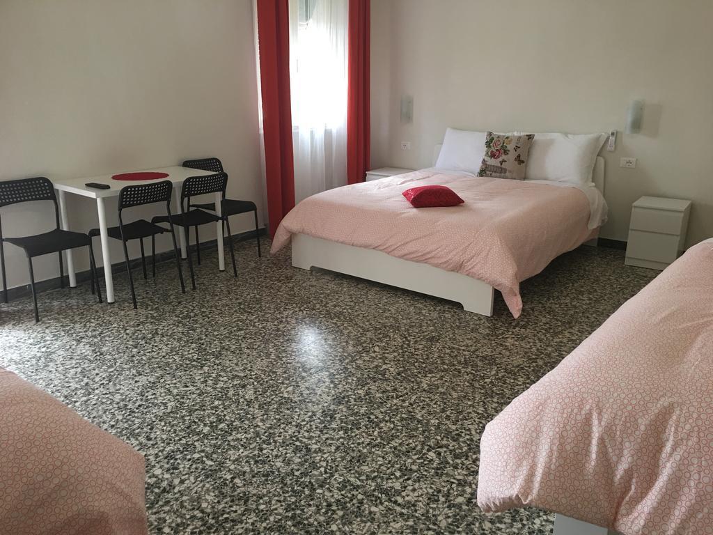 Aliante Turist House Acomodação com café da manhã Pisa Exterior foto