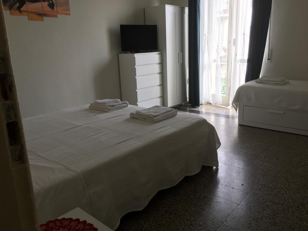 Aliante Turist House Acomodação com café da manhã Pisa Exterior foto