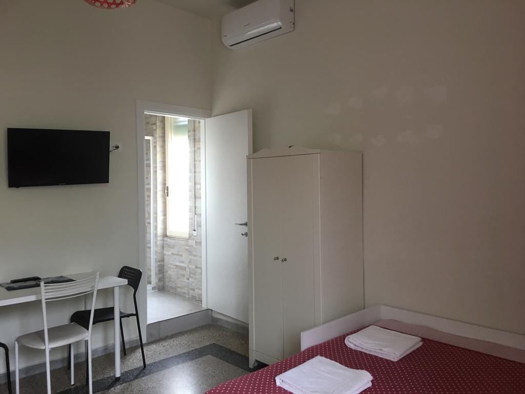 Aliante Turist House Acomodação com café da manhã Pisa Exterior foto