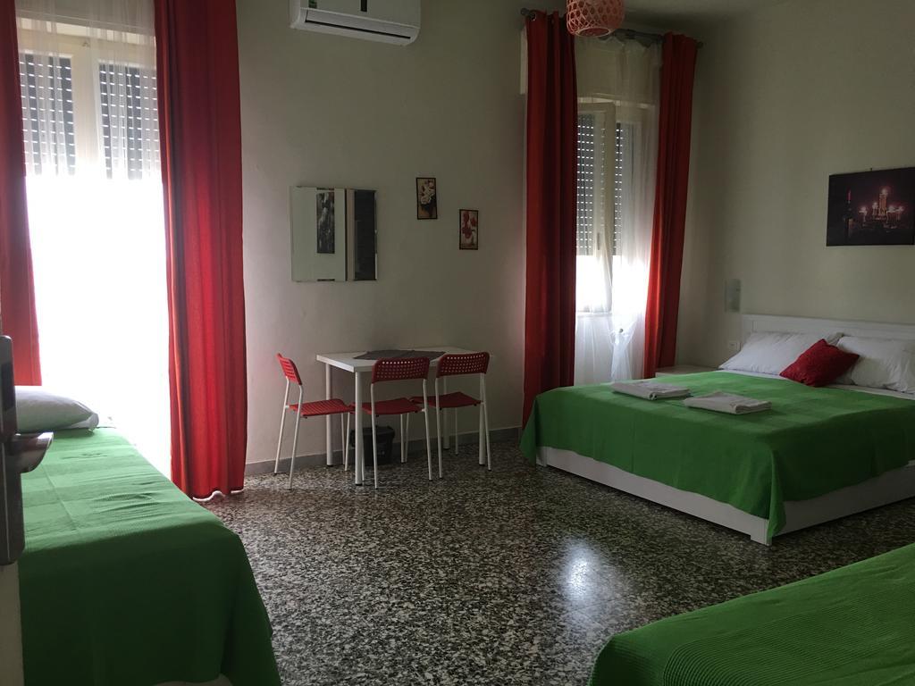 Aliante Turist House Acomodação com café da manhã Pisa Exterior foto