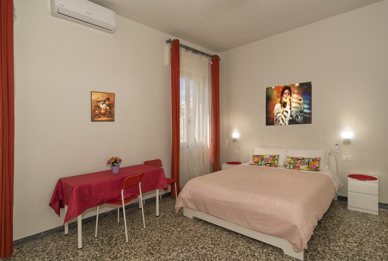 Aliante Turist House Acomodação com café da manhã Pisa Exterior foto
